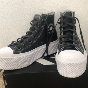 Converse 2x Leather Platforms